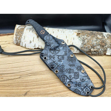 Нож Кастомный Малый Беркем «Дип Петроглиф (Deep Petroglyph)»Сталь  PGK WA,Рукоять G10, авторский пин с клеймом, карбон